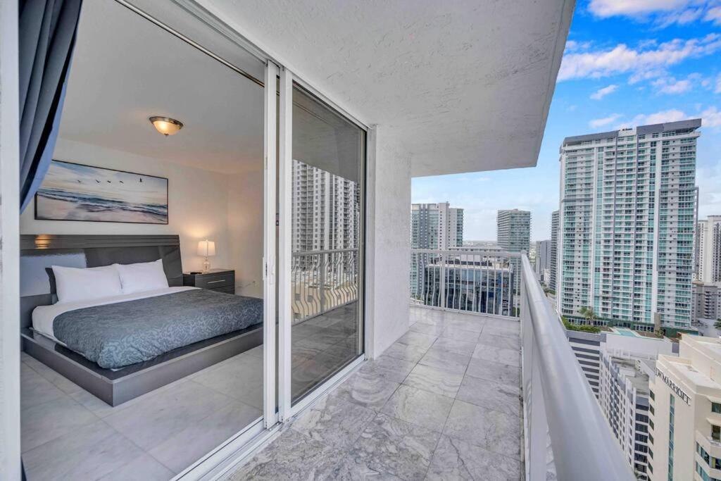 Iconic High Floor 3 Bedrooms In The Heart Of Miami Extérieur photo