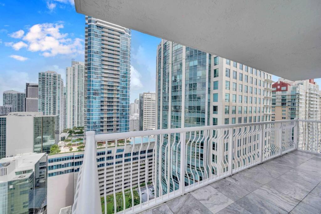 Iconic High Floor 3 Bedrooms In The Heart Of Miami Extérieur photo