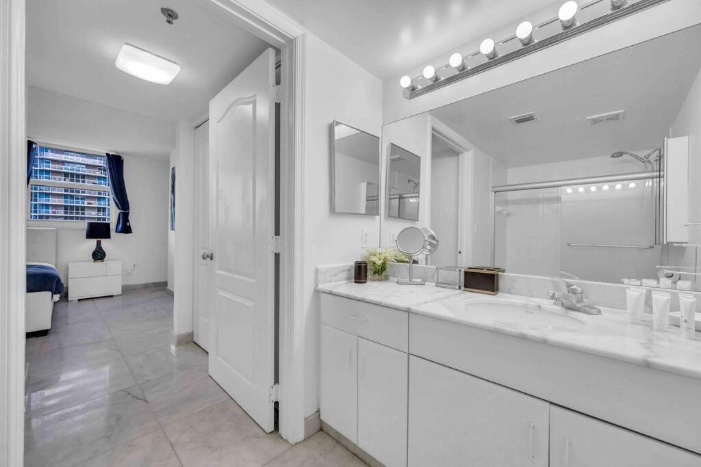 Iconic High Floor 3 Bedrooms In The Heart Of Miami Extérieur photo